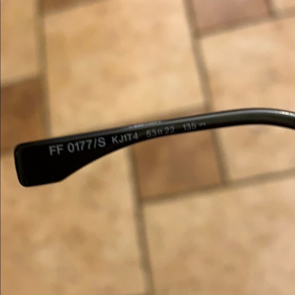 Fendi Sunglasses - Picture 3 of 5